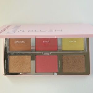 Natasha Denona 02 Citrus Diamond & Blush Face Palette. Blush and Highlighter.